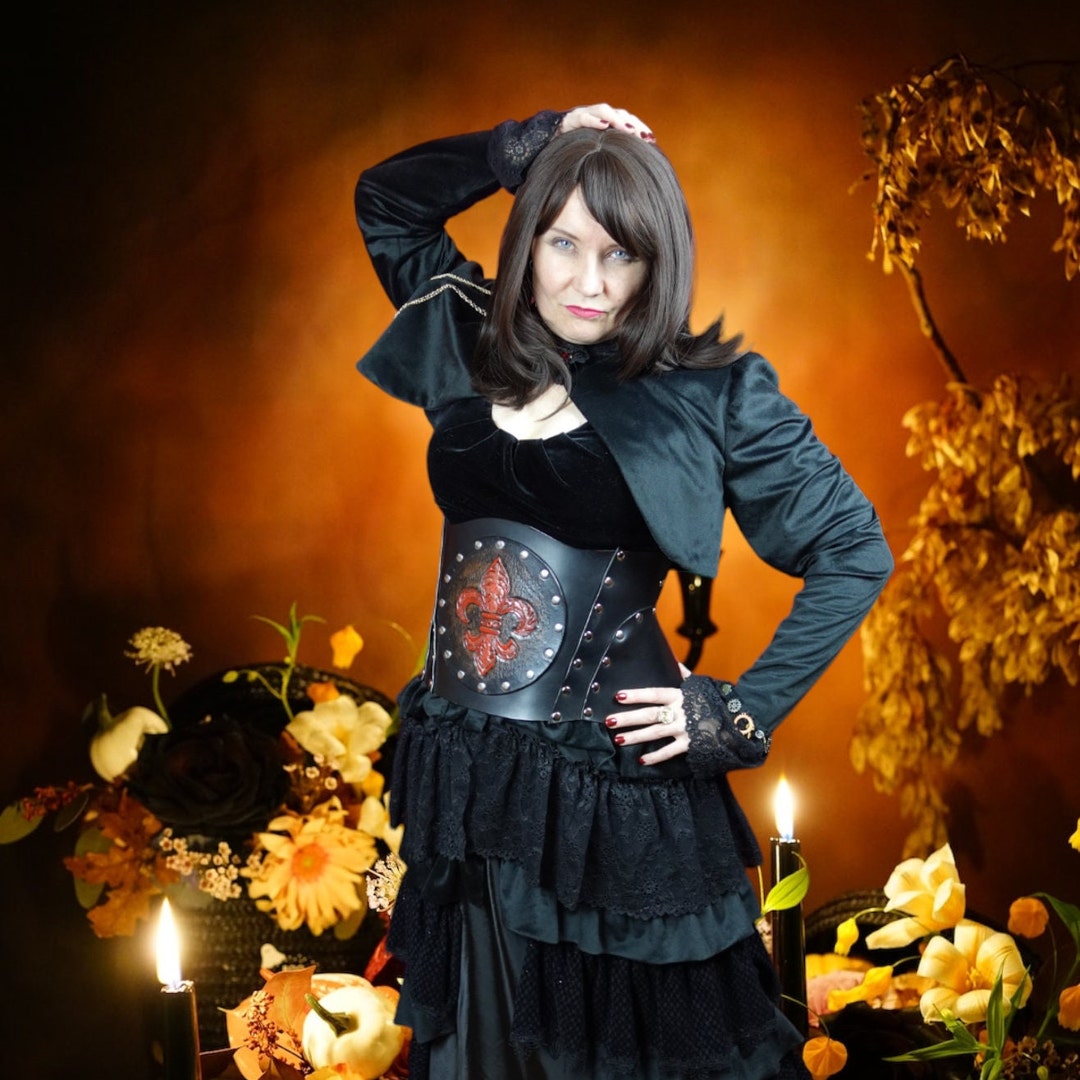 Quinn Criss Cross Underbust Gothic Corset main image 1