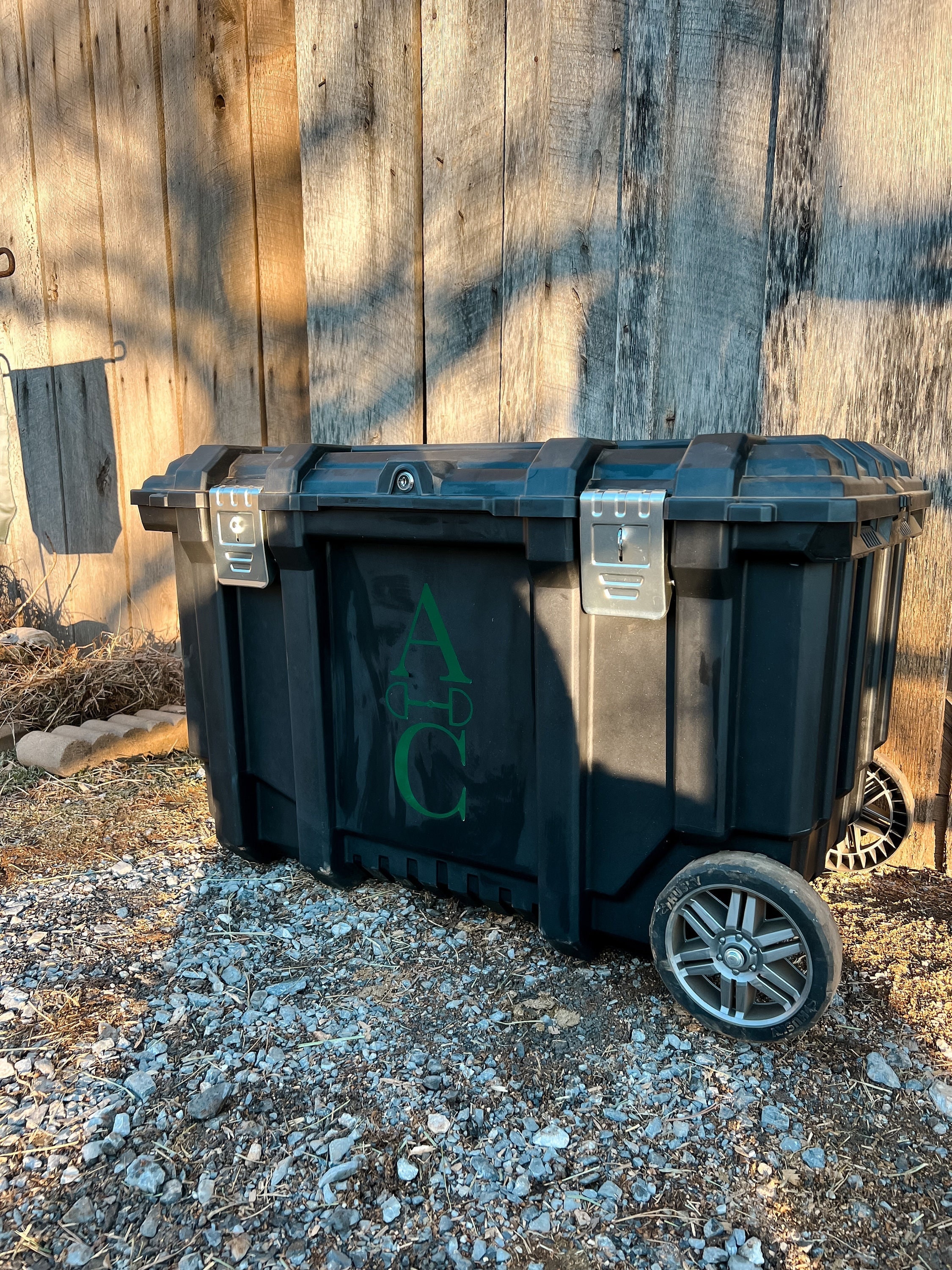 Husky 37 inch mobile job box deals