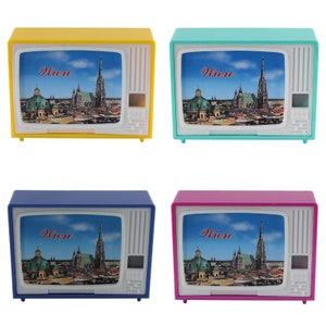Gucki - Click TV - Viennese Sights - Vienna - different colors