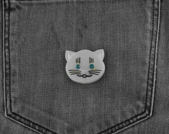 Badge Broche Tête De Chat Bleu - Style Plastique Fantastique - Neuf Avec étiquettes
