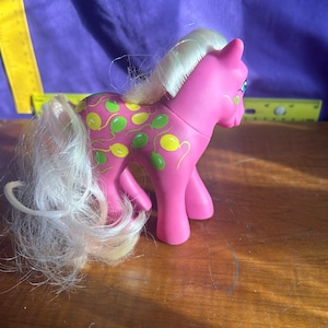 Vintage My Little Pony G1-Up, Up, and Away