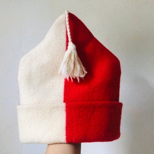 Vintage Baby Winter Hat with a Tassel, Red and White Kids Beanie, Retro Knitted Winter Beanie, 70s Toddler Wear, Unisex Kids Winter Cap