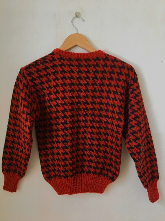 Vintage Teens Houndstooth Sweater, Red Patterned … - image 6