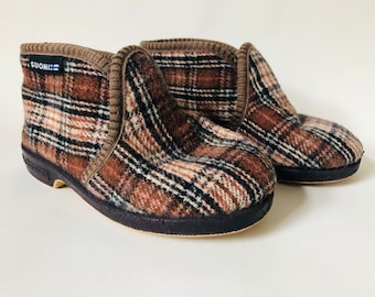 Vintage Kids Wool Booties, 70s Brown Checkered Boots, size EU 24 US 8.5 Toddler Boy Retro Shoes, Autumn Slip In Boots, Plaid Baby Shoes