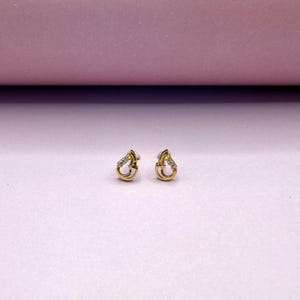 22k solid gold small earrings