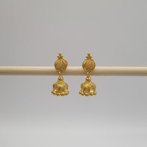 Gold jhumka 22 carat outlet