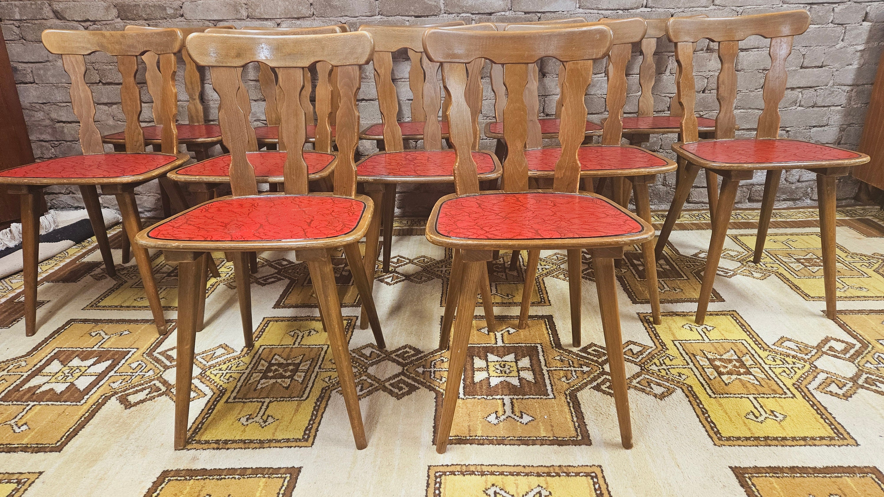 Cadeiras de bistrô vintage de couro sintético vermelho dos anos 1960