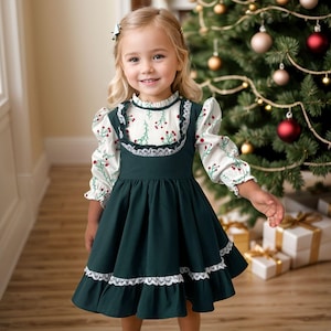 Girl&#39;s Christmas Green Dress: Holly Detail, Lace Skirt
