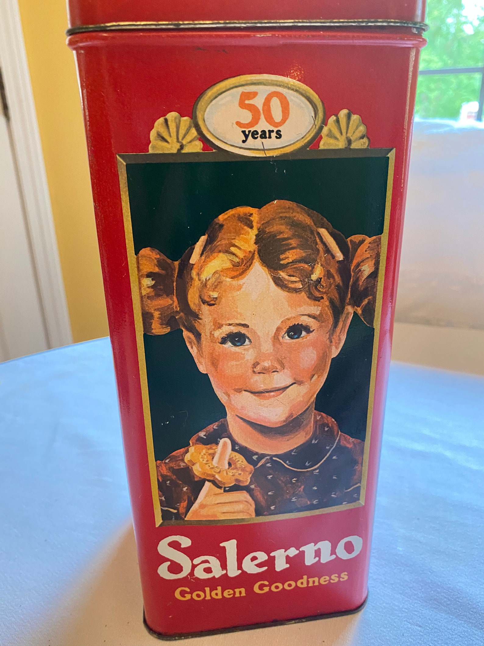 Vintage Salerno Cracker Tin/vintage Storage/vintage Kitchen Decor