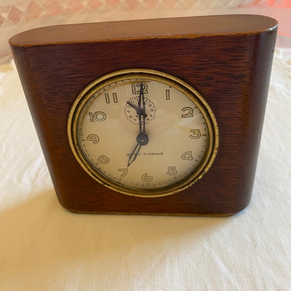 1940s Seth Thomas alarm / mantel clock/collectible clock/vintage decor