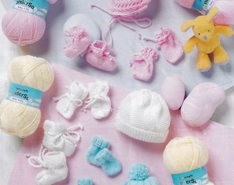 4 plis chaussons bébé bonnets et mitaines tricot modèle