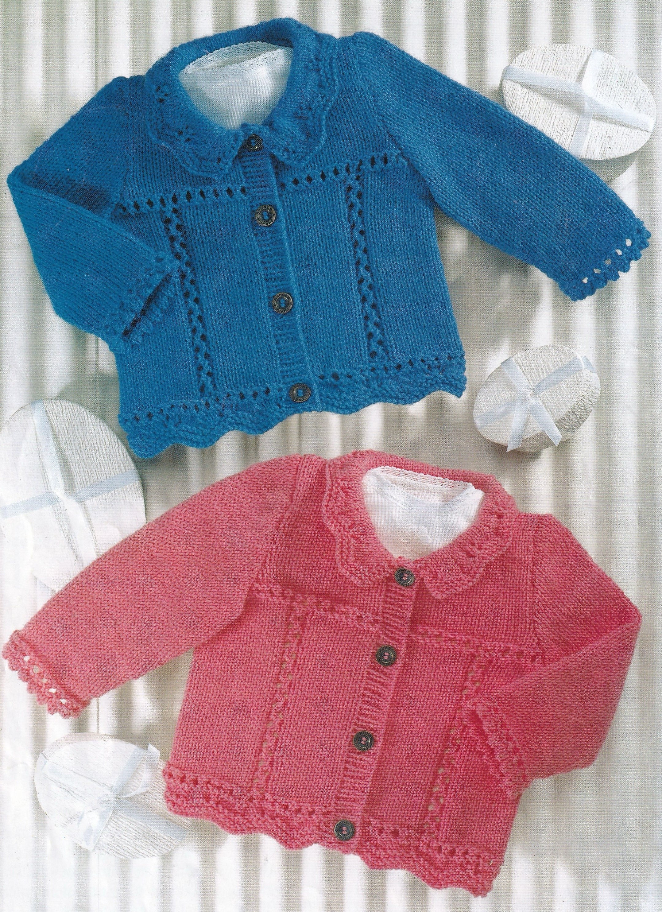 Cardigan neonato ai ferri hot sale
