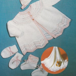 vintage layette set baby knitting pattern - matinee coat, bonnet, bootees and shawl - 3 ply wool