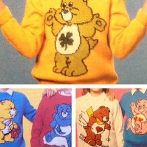 Peut inclure: Quatre pulls différents avec des motifs de Care Bears. Les pulls sont jaunes, bleus, rouges et bleu clair. Les Care Bears ont tous des expressions différentes et des cœurs de couleurs différentes sur le ventre.