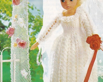 vintage knitting pattern for 12 inch doll clothes - Sindy wedding dress - 4 ply wool