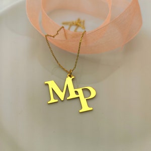 Colar inicial personalizado delicado, colar de número personalizado para mulheres, colar inicial duplo 925 prata, colar inicial dourado para mãe