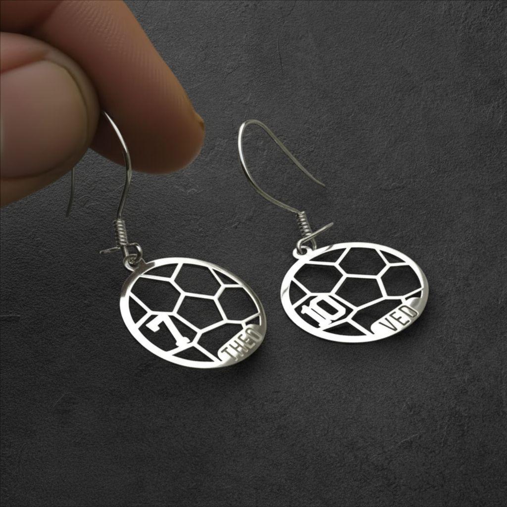 Orecchini a forma di pallone da calcio - Regalo per calciatore - Argento Sterling 925 ipoallergenico e resistente all'ossidazione - Italia