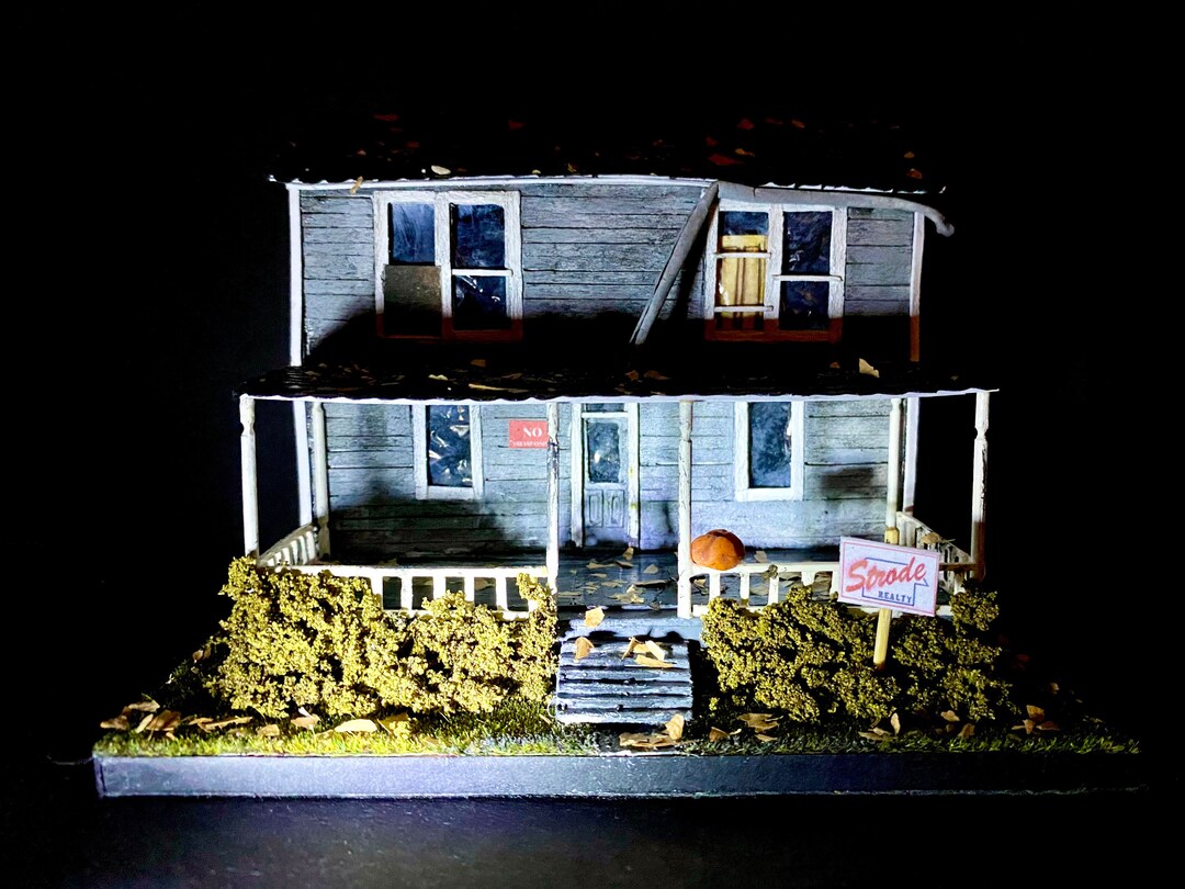 Scratchbuilt Michael Myers House Diorama Miniature Horror Etsy UK