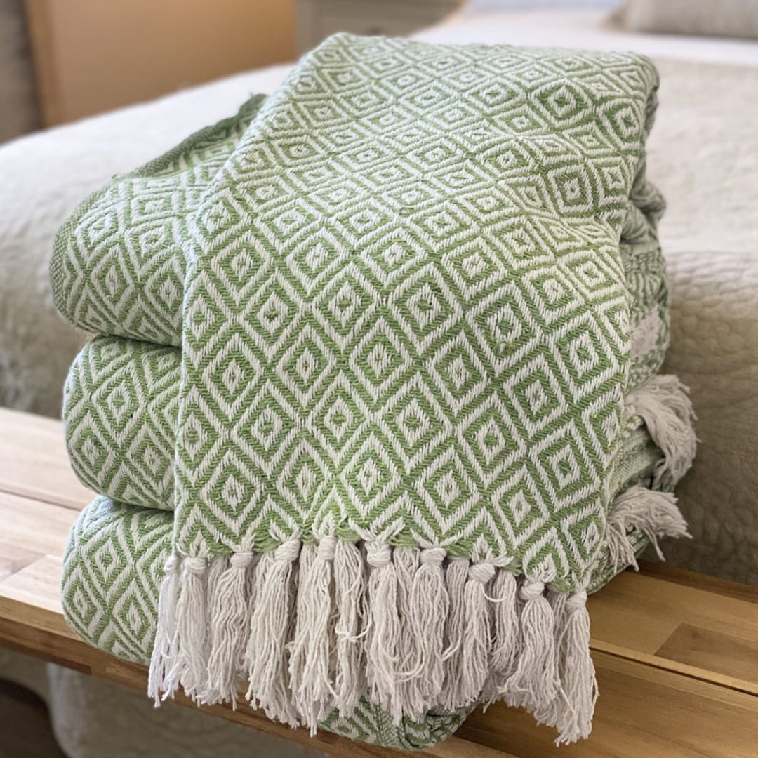 Woven 100 Cotton Pale Green Sage White Sofa Blanket Throw Diamond
