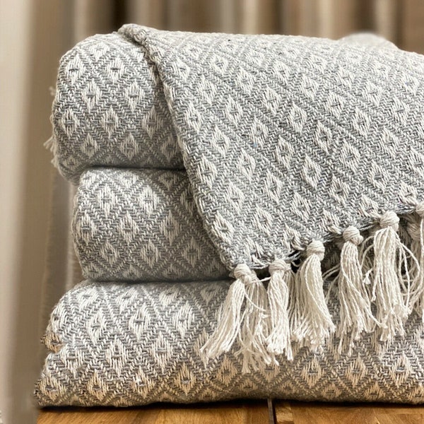 Woven 100% Cotton Dove Grey / White Sofa Blanket Throw Diamond Check Boho Modern Bed Throw Geometric Checked Fringed X Large