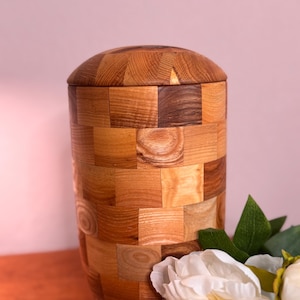 Wooden Cremation Urn for Adult Ashes – Handmade Wood Memorial Urn – Natural Funeral Keepsake Box – Personalized Ashes Ur