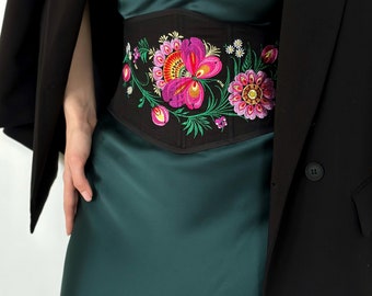 Linen underbust corset, custom made floral embroidered renaissance black corset, Victorian corset top, plus size underbust corset belt