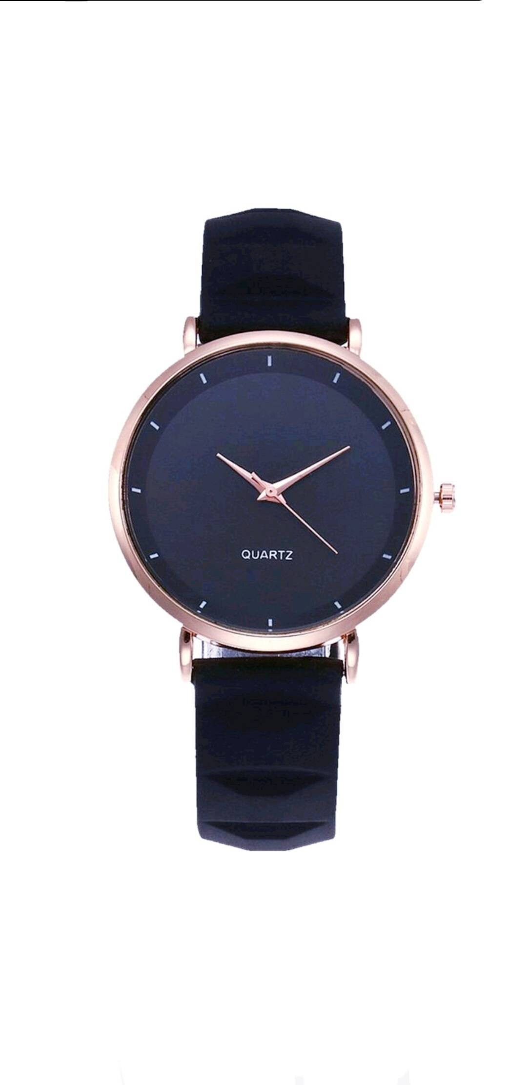 Minimalist Quartz Watch with Mesh Bracelet