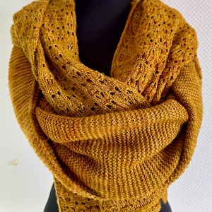Knitting pattern - LOUISE - shawl pattern for a big rectangle scarf with a structured leaves pattern and garter stitch