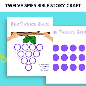 Puede incluir: Un proyecto de manualidades con el texto "TWELVE SPIES BIBLE STORY CRAFT". La imagen incluye dos hojas blancas con círculos morados e ilustraciones de uvas y una rama. Un par de tijeras con mangos amarillos está a la izquierda.