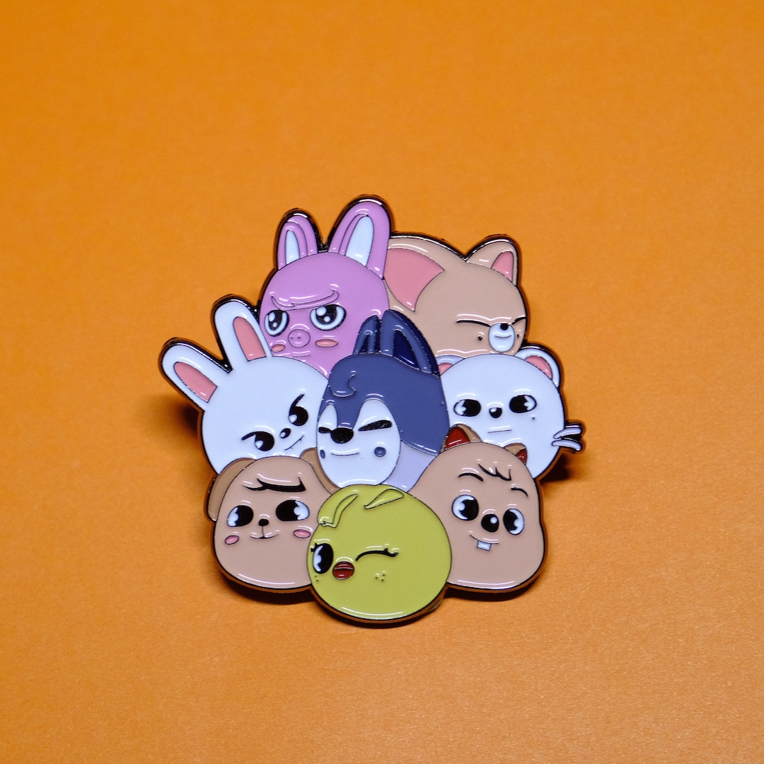 stray-kids-skzoo-metal-enamel-pin-badge-cute-skzoo-pin-kpop-fans-gift