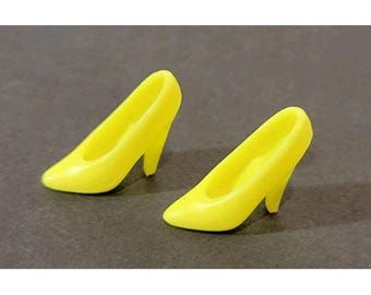 Vintage Barbie Doll Bright Yellow High Heel Shoe Pumps Closed Pointed Toe Shoes
