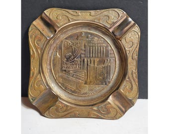 Cenicero antiguo de latón de la Feria Mundial de Chicago de 1933, Edificio Administrativo del Salón de la Ciencia