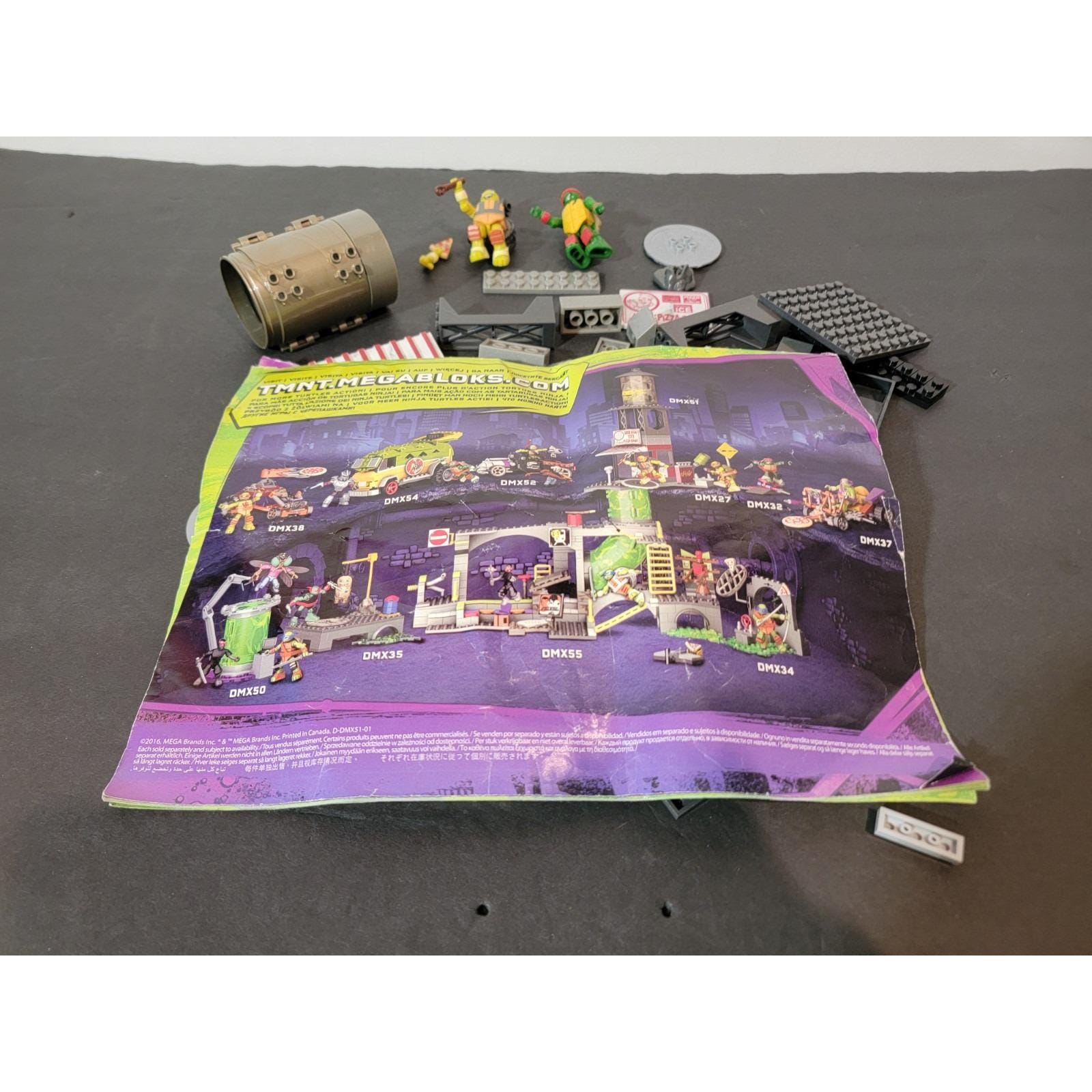 TMNT Mega Bloks Mikey Pizzeria Showdown Playset Incomplete Ninja