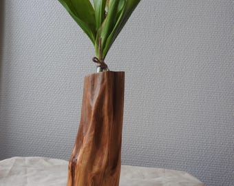 Soliflore en bois de thuya et son tube à essais