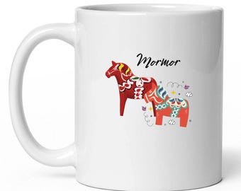 Taza mormor sueca: Dala Horse Regalo de la abuela escandinava que pronto será mormor ascendido a mormor taza escandinava taza sueca nuevos regalos mormor