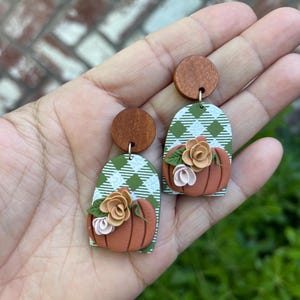 Fall themed earrings | Polymer clay earrings | Pumpkin earrings | Statement jewelry | Cozy Autumn earrings | Lightweight earrings