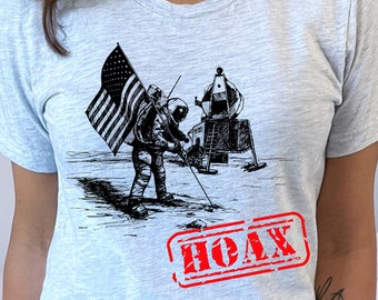 Fake Mondlandung T-Shirt Flache Erde T-shirt Firmament Shirt Space is Fake Shirt Gleason Shirt Space Hoax T-Shirt NWO Shirt Verschwörung Shirt