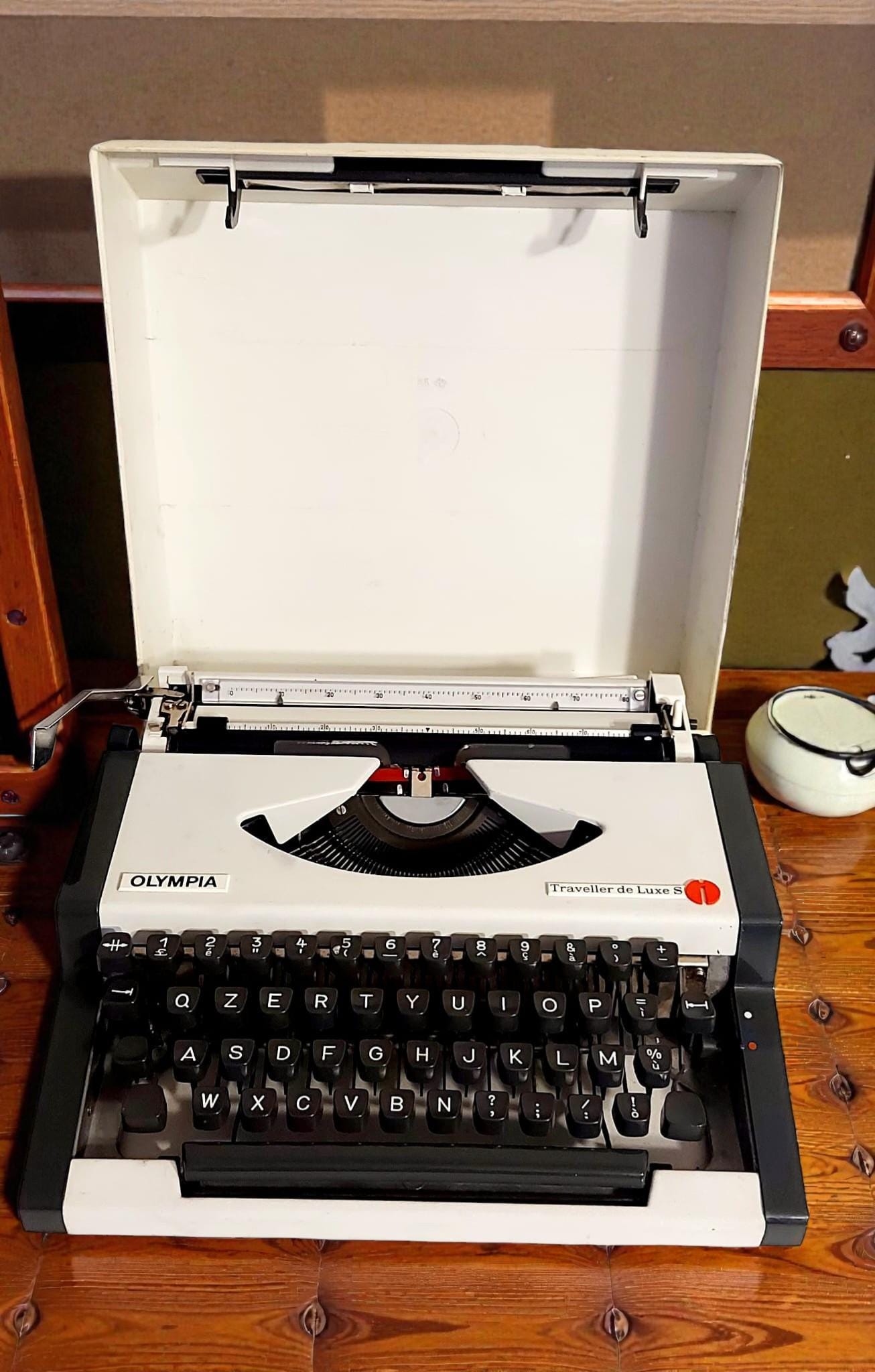 Vintage Olympia Typewriter - Etsy