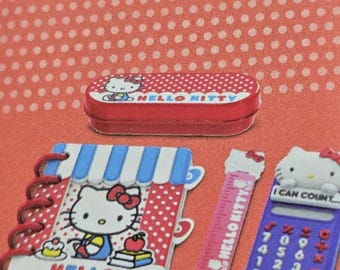 Miniverse HK 4 H Kitty RED Set. Red Ball