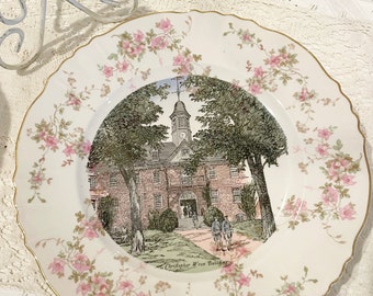 Pretty Colonial Williamsburg, Virginia - Wren Building plate