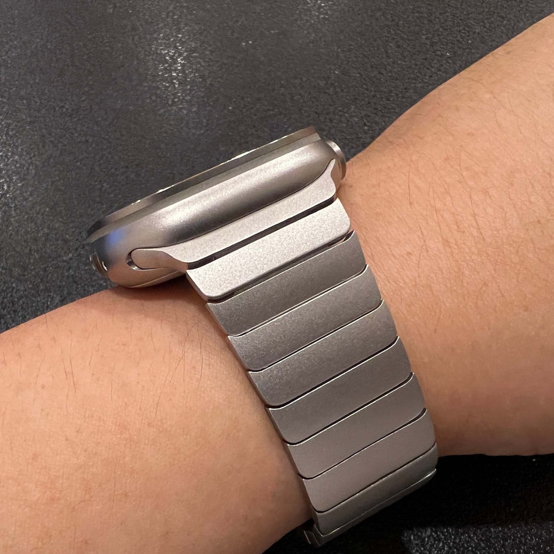 Bracelet titane apple watch new arrivals