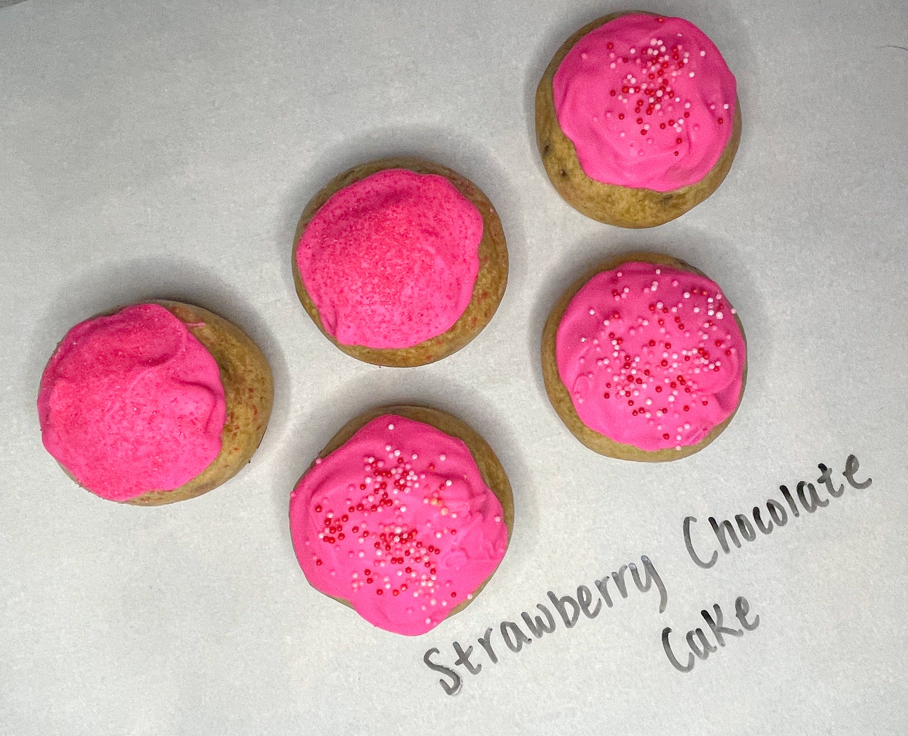 Receta de galleta de pastel de fresa con chispas de chocolate Receta de  galleta rellena gourmet Receta de galleta grande Galletas y creaciones