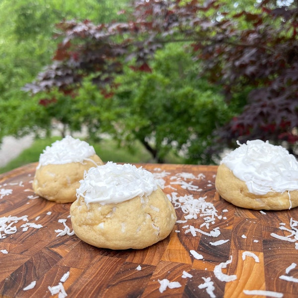 Coconut and White Chocolate Cake Cookie Recipe | Big Stuffed Cookie Recipes | Gourmet Stuffed Cookie Recipes | Homemade Cookie Recipes |