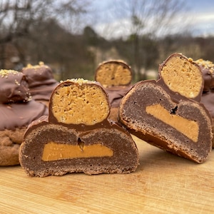 Chocolate and Peanut Butter Cookie Recipe | Gourmet Stuffed Cookie Recipes | Courtney&#39;s Cookies and Creations | Big Cookie Recipes