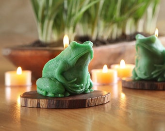 Beeswax Frog Candle | 3D Frog Candle | Hand Crafted Candle | All Natural Beeswax Candle | Home Decor | Gift | Spring