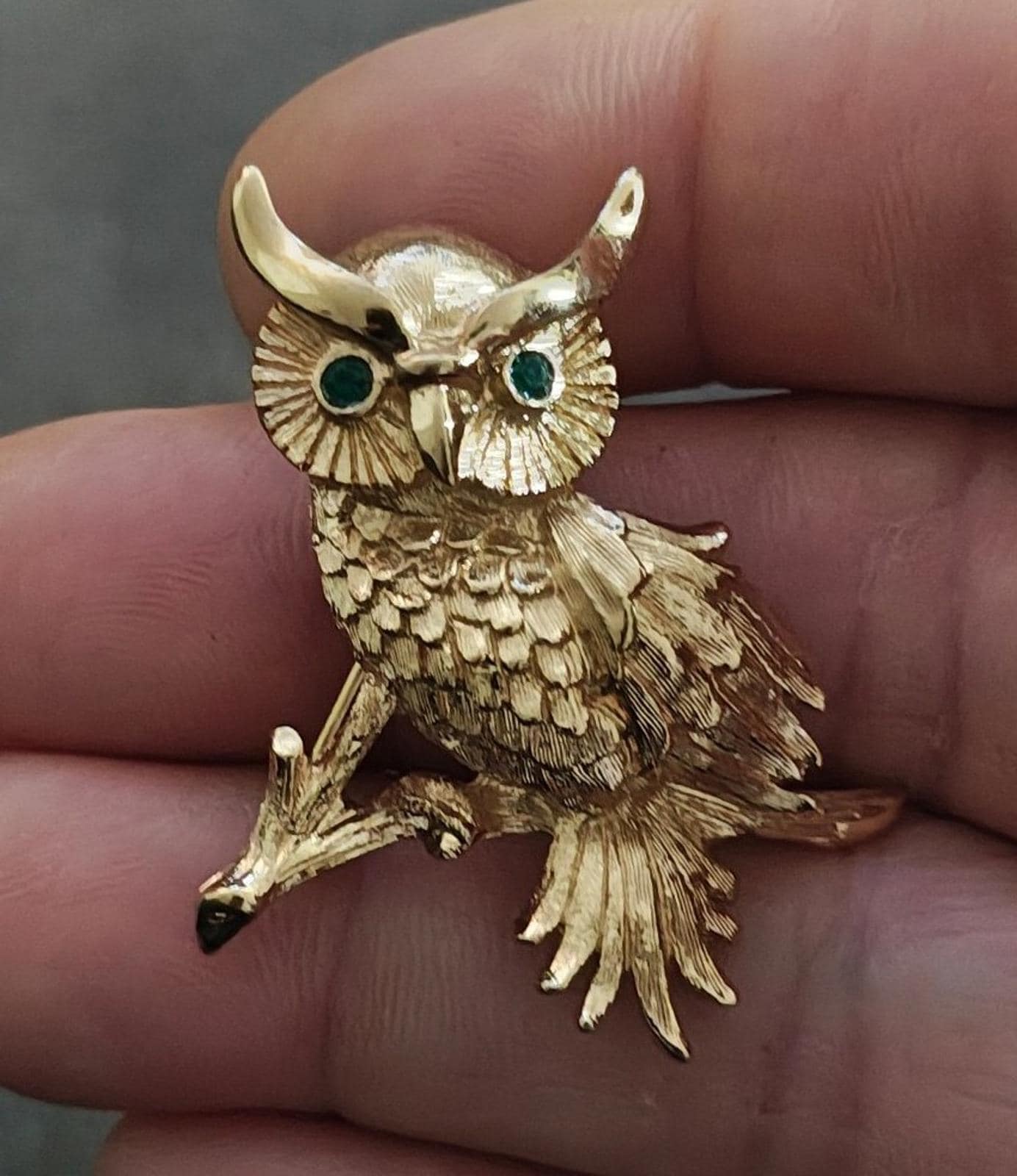 1980s Monet Gold Tone Owl With Emerald Green Rhinestone Eyes Brooch