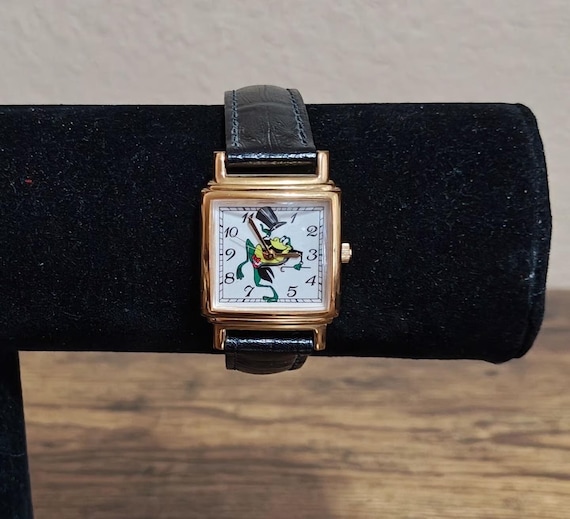 1993 Warner Brothers Michigan J. Frog Unisex Wristwatch - Etsy display picture 1