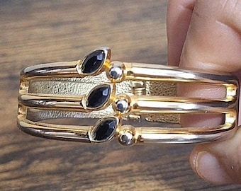 1980s Gold Tone Hinged Bangle Bracelet