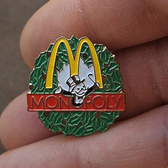 1995 Gold Tone McDonalds Monopoly Enamel Pin