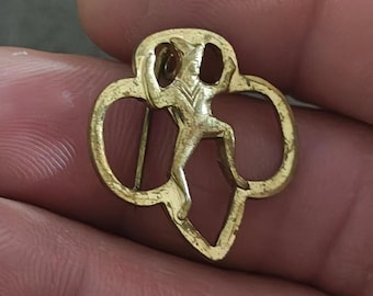 1960s Vintage vintage Girl Scout Brownie Membership Gold Tone Pin Brooch